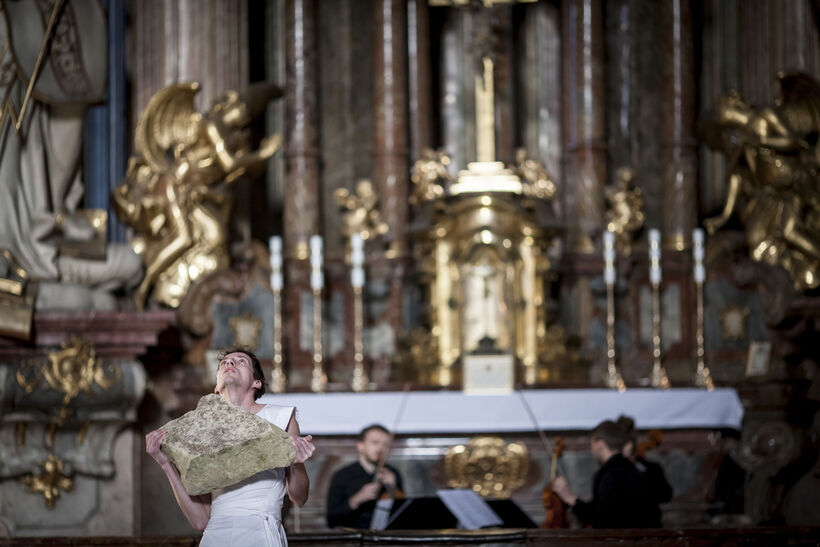 Chrámový tanec. Foto: Vojtěch Brtnický.